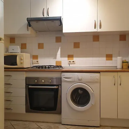 Beautiful Parque Loix 4 Bedroom Shared Pool, Tennis Court *