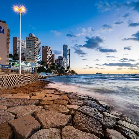 Beautiful Parque Loix 4 Bedroom Shared Pool, Tennis Court